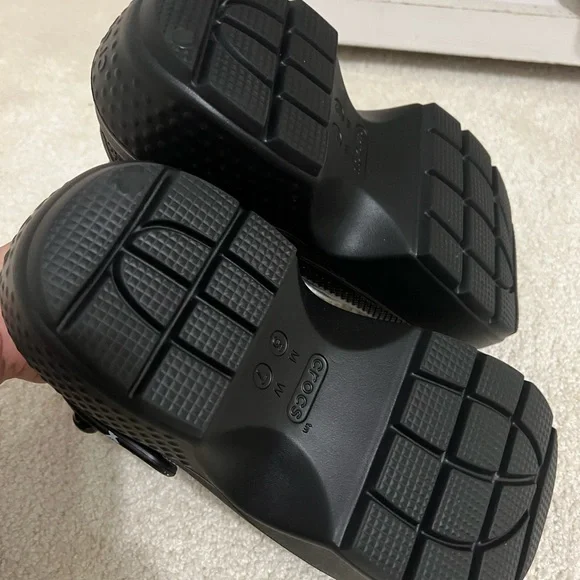 CROCS Black and White Sandals - Picture 7 of 9